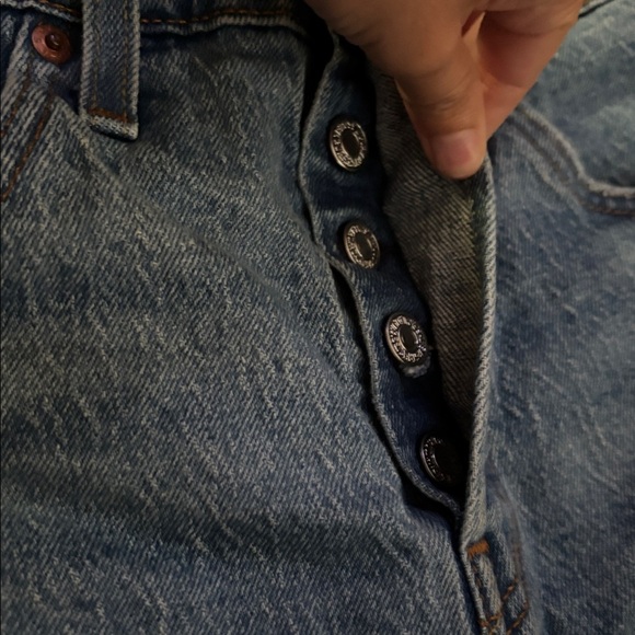 Levi's Light Blue High Rise Jean Shorts size 25 - Picture 3 of 6